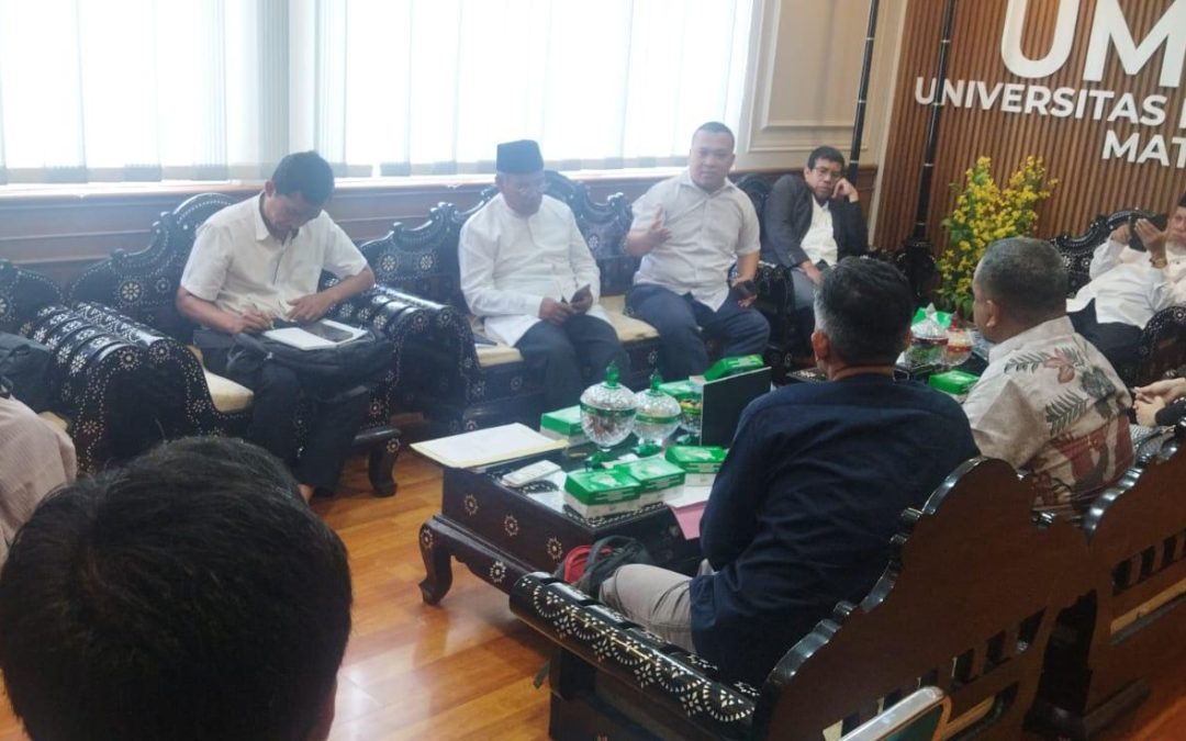 Pelaporan Studi Banding ke UMY & UAD